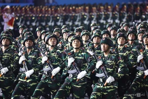 Joint Military Parade Rehearsal on Historic Le Duan Street - image 6