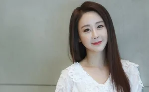 Former Miss Korea Ham So Won Defies Aging at 47 - image 2
