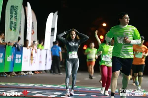 Spider-Woman Runner Steals the Show at Local Marathon - image 6