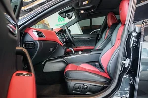 Maserati Ghibli Value Drop: Rare Luxury Sedan in Vietnam Loses 5 Billion VND in Five Years - image 9