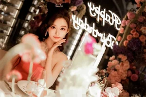 How This Beautiful Chinese Influencer Achieved Her Stunning Masterpiece Physique and Flawless Looks - image 0