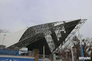 Tuan Chau Dolphin Performance Stage Devastated by Typhoon Yagi - image 2