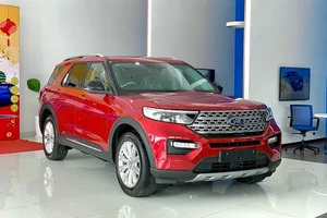 Major Car Price Drops: Massive Discounts of Over 200 Million VND Available Now - image 8