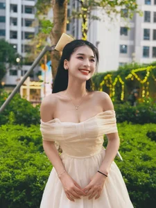 Romantic Chemistry: Yen My and Thanh Son Spark Interest in the New Film Countdown with Stunning Visuals and Emotional On-Screen Moments - image 2