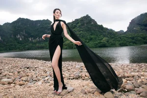 Vietnamese Celebrities Flaunt High Fashion at Le Thanh Hoa's Runway Show - image 9