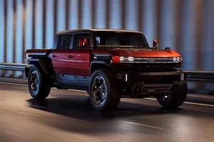 Detailed Look At The Hummer X: The Future Of Global Off-Road Pickup Trucks - image 8