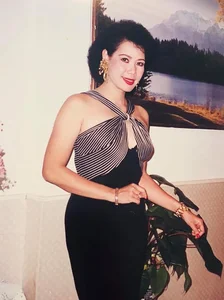The Legendary Voice of News: Remembering the 'Miss HTV' and Her Iconic Career - image 8