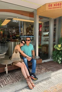 Vietnamese Star News: Actor Dinh Tu Proposes to Ngoc Huyen - image 2