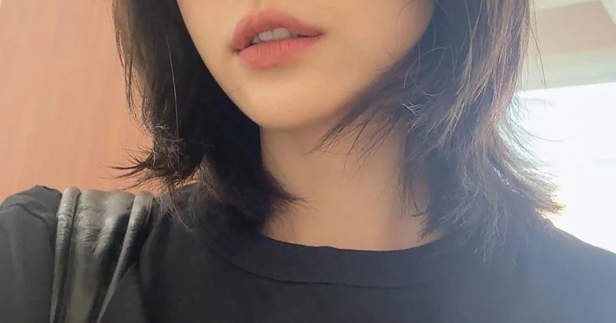 Idol-Turned-Actress Faces Mixed Reactions Over Potential K-Drama Comeback and Controversial Fiancé