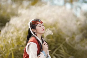 YiTuYu Art Language Vol.6017 Featuring Model Xian Xian - Elegant Photography Gallery - image 0