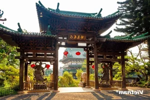 Discover the Stunning Japanese-Style Temple Nestled in Gia Lai Mountain Town - image 10