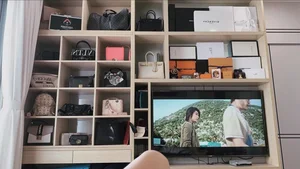 Inside the Luxurious Apartment of Miss Universe Vietnam Bui Quynh Hoa - image 2