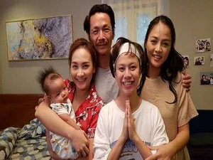 Bao Thanh's Career Milestone: Vietnamese Actress Wins First Prestigious Gold Medal for Stage Performance - image 1