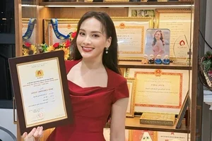 Bao Thanh's Career Milestone: Vietnamese Actress Wins First Prestigious Gold Medal for Stage Performance - image 0