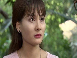 Bao Thanh's Career Milestone: Vietnamese Actress Wins First Prestigious Gold Medal for Stage Performance - image 6