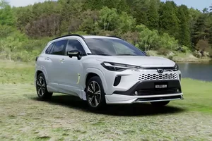 Toyota Corolla Cross GR Sport 2025 Debuts with Sporty Upgrades - image 7