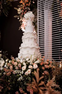 The 9X Baker Creating Million-Dollar 'One-of-a-Kind' Cakes - image 3