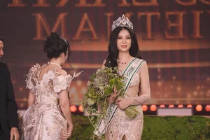 Miss Earth Vietnam 2023 Do Thi Lan Anh Captivates With Natural Grace - image 3
