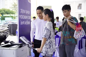 Thousands of Runners Experience Yamaha Test Rides at VnExpress Marathon Nha Trang - image 3