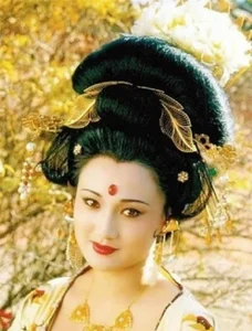 Lin Fangbing: Iconic Yang Guifei Actress Shows Timeless Beauty at U60 - image 12