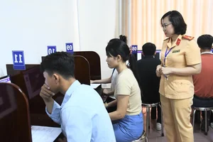 Dong Nai Police Conduct First-Ever Driving License Examination: A New Milestone - image 5