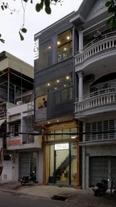 Lee&Tee Office: Transforming an 80m2 Tube House into a Craft-Inspired Workspace - image 17