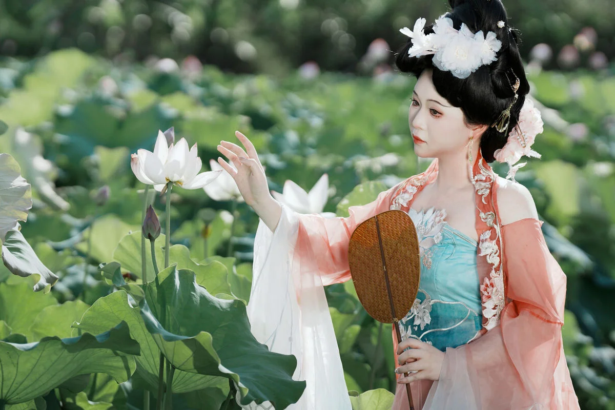 YiTuYu Art Language Vol.9931 Ning Ying Zhi Bi Portrait Gallery