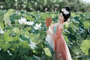 YiTuYu Art Language Vol.9931 Ning Ying Zhi Bi Portrait Gallery - image 3