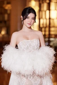Runner-Up Huyen My: Elegant and Luxurious Photo Collection - image 14