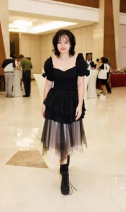 The Stunning Transformation of Thuy Hanh’s Daughter Suti - image 2