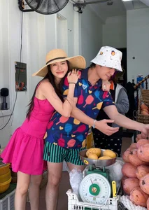 Vietnamese Celebrity Updates: Miss Thien An Drama and Actor Ly Hung’s Mother Revealed - image 37