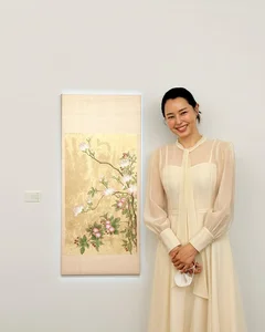 Honey Lee Fashion Guide: Youthful and Elegant Style Inspiration for Women Over 40 - image 7