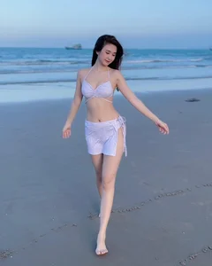 TikTok Star Thanh Meo: Summer Style and Fitness Inspiration - image 15