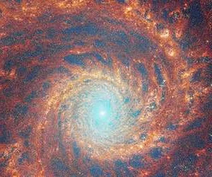 Exploring the Galactic Heart of Death: The Secrets of Supermassive Black Holes - image 6