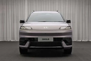 Hyundai's Affordable EV Revolution: New SUV with 700km Range - image 0