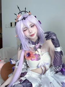 Streamer Remind Shocks Fans with Unbelievable Cosplay Transformation - image 5