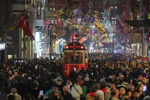 New Year's Eve 2024: Spectacular Global Celebrations and Fireworks Displays - image 3