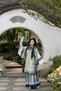 YiTuYu Art Language Vol.5951 M: Exploring Modern Portraiture and Artistic Visual Narratives - image 4