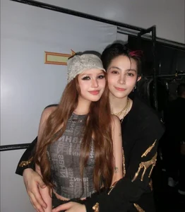 Gil Le and Xoai Non Share Sweet Moments Backstage at Concert - image 4