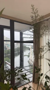Huynh Anh and Bach Lan Phuong Dreamy Rooftop Garden Villa - image 2