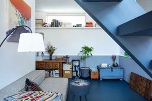 Innovative 27m2 Micro-House Design: Maximizing Sunlight and Airflow in Narrow Alleys - image 1