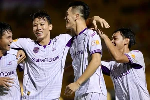 Nguyen Tien Linh Scores as B.Binh Duong Draws at Home in V-League - image 4