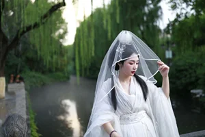 YiTuYu Art Language Vol.9921: Elegant and Artistic Portraiture of Hui Er - image 5