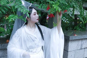 YiTuYu Art Language Vol.9921: Elegant and Artistic Portraiture of Hui Er - image 7