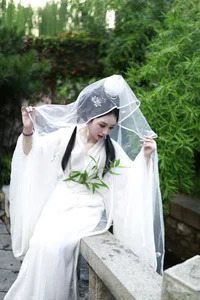 YiTuYu Art Language Vol.9921: Elegant and Artistic Portraiture of Hui Er - image 12