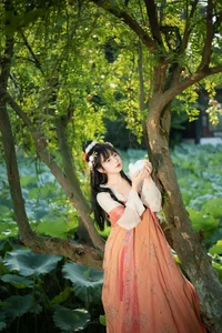 Capturing Elegance: YiTuYu Art Language Vol.10449 Featuring Zhi Zhi’s Artistic Portrait Gallery - image 3