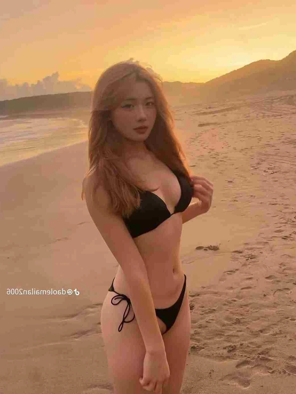 Confidence and Summer Style: 160+ Stunning Beachwear and Bikini Looks for Inspiration