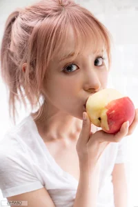 Stunning Summer Portrait Photography Inspiration: Kana Momonogi in Graphis SUMMER SPECIAL 2020 Change Part01 Collection - image 3
