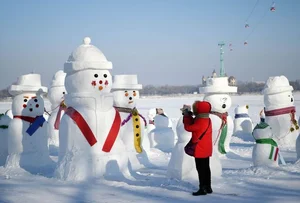 15 Surprising Facts About Snowmen in Human Culture and History - image 5