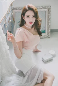 Lee Yeon Jeong: Indoor Photoshoot Secrets of a Korean Fashion Icon - image 64